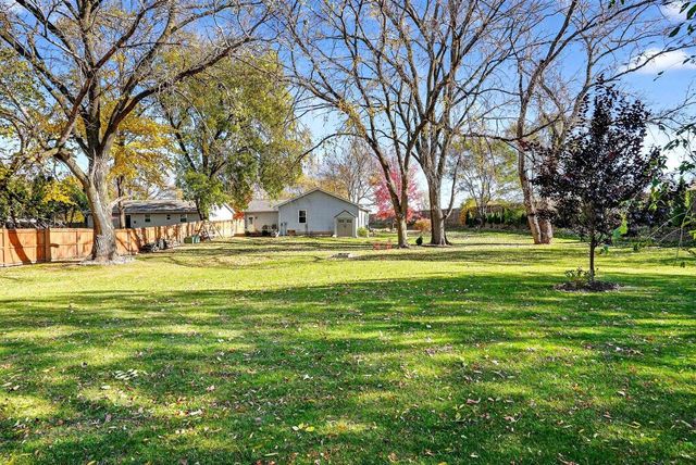 2919 S MOON BEAM COURT, Appleton, WI 54915