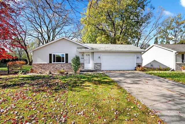2919 S MOON BEAM COURT, Appleton, WI 54915