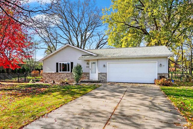 2919 S MOON BEAM COURT, Appleton, WI 54915