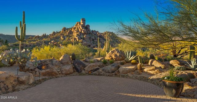 35035 N WHILEAWAY Road, Carefree, AZ 85377