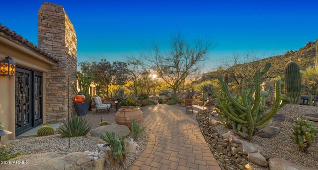 35035 N WHILEAWAY Road, Carefree, AZ 85377