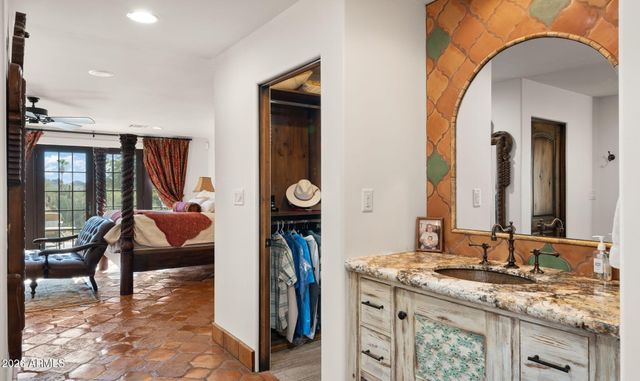 35035 N WHILEAWAY Road, Carefree, AZ 85377