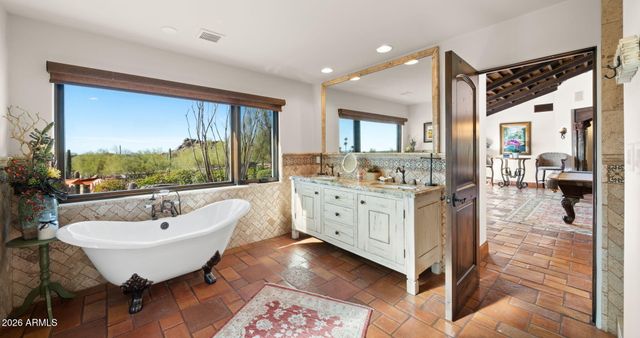 35035 N WHILEAWAY Road, Carefree, AZ 85377