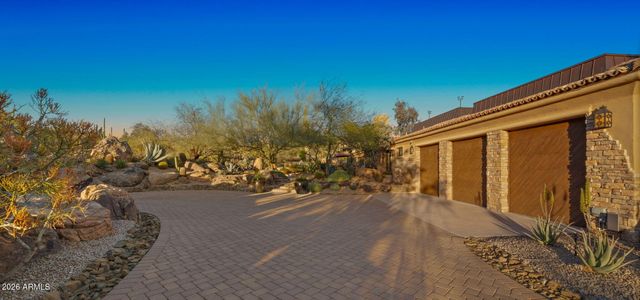35035 N WHILEAWAY Road, Carefree, AZ 85377