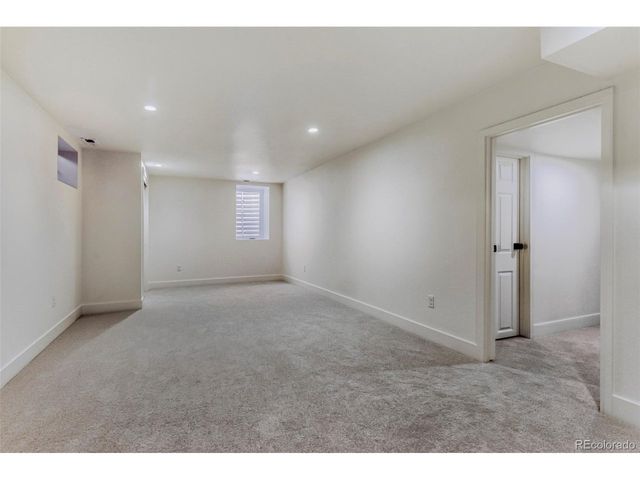 6898 W Nova Dr, Littleton, CO 80128