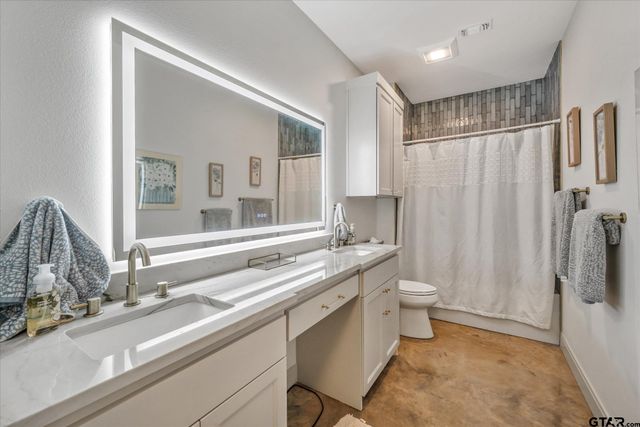 15360 Lakeside Dr, Tyler, TX 75707