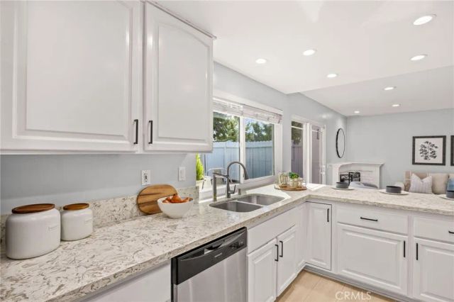 15 Bluecoat, Irvine, CA 92620