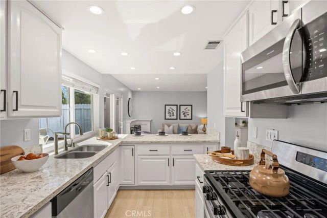 15 Bluecoat, Irvine, CA 92620