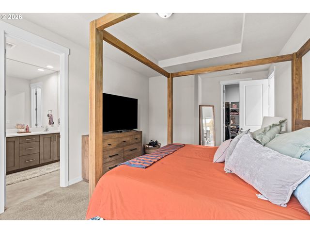 2407 W 8TH Ave, Junction City, OR 97448