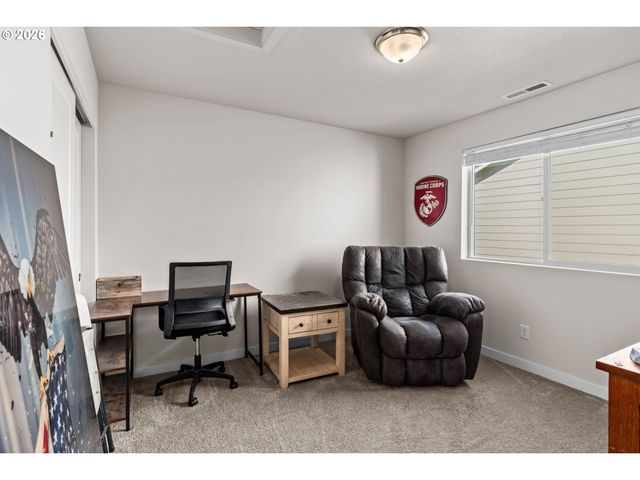 2407 W 8TH Ave, Junction City, OR 97448