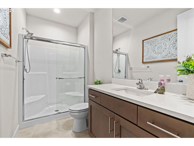 2407 W 8TH Ave, Junction City, OR 97448