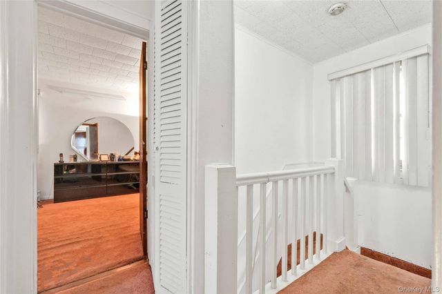 85-86 263 Street, Floral Park, NY 11001