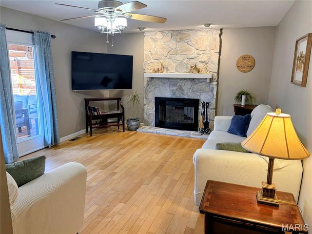 3967 Summerview Drive, St Charles, MO 63304