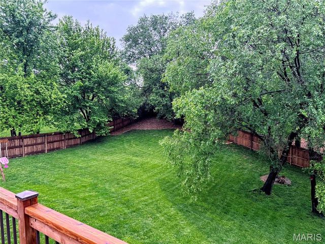 3967 Summerview Drive, St Charles, MO 63304