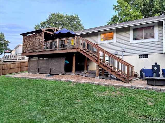 3967 Summerview Drive, St Charles, MO 63304