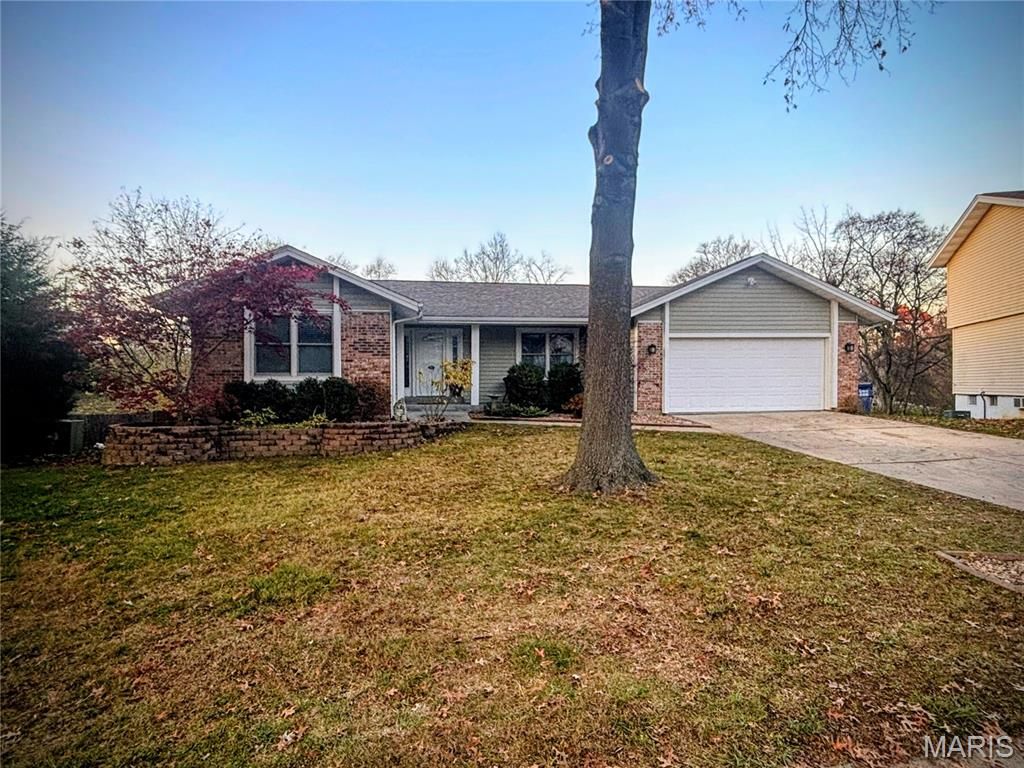 3967 Summerview Drive, St Charles, MO 63304