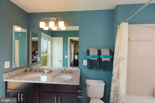 21754 HARROUN TER, Ashburn, VA 20147