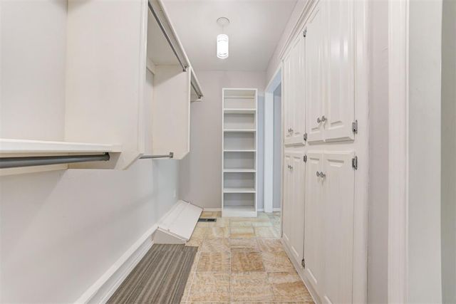 2105 NW 59th Place, Oklahoma City, OK 73112