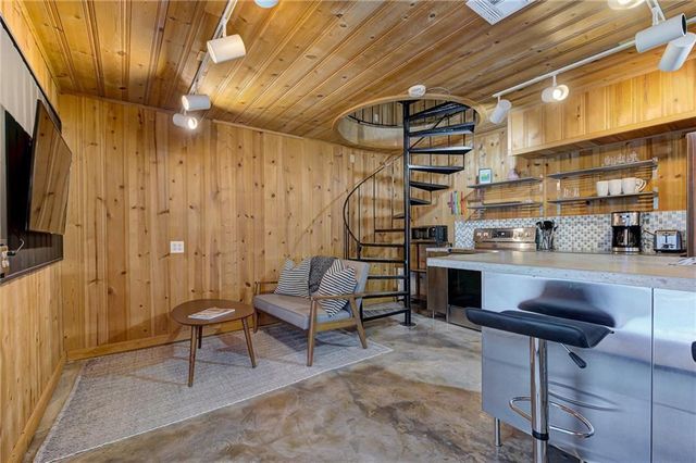 2105 NW 59th Place, Oklahoma City, OK 73112