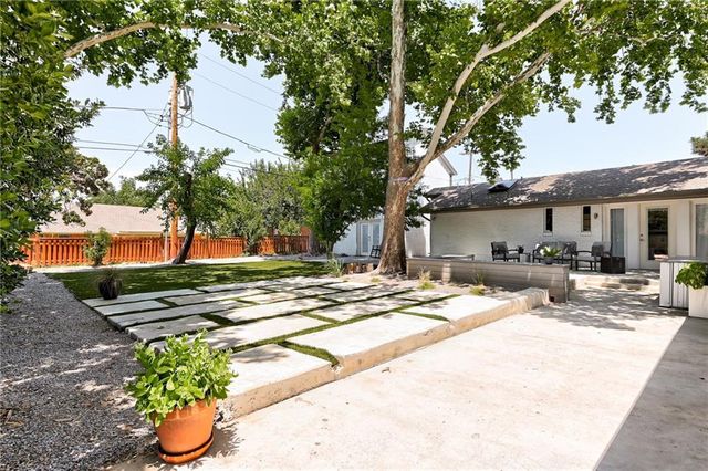 2105 NW 59th Place, Oklahoma City, OK 73112