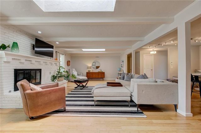 2105 NW 59th Place, Oklahoma City, OK 73112