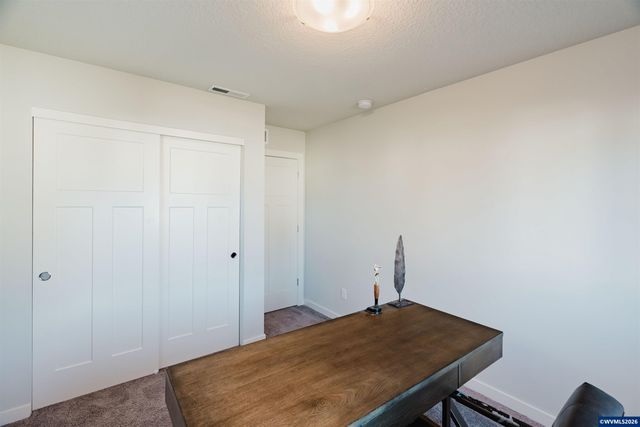 6268 SE Harkness Ln, Hillsboro, OR 97123