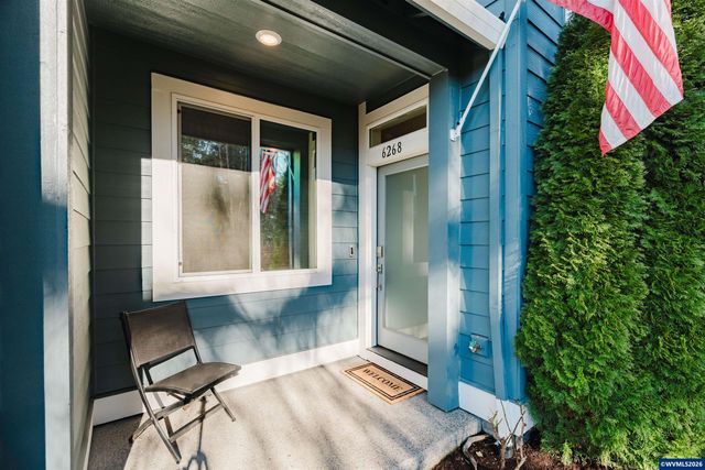 6268 SE Harkness Ln, Hillsboro, OR 97123