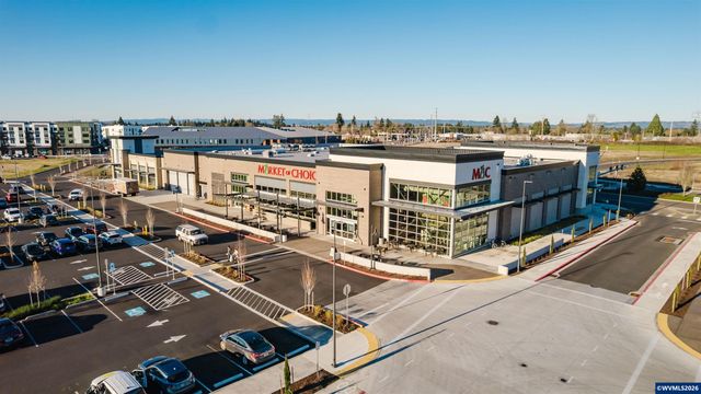 6268 SE Harkness Ln, Hillsboro, OR 97123