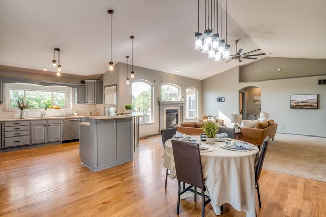 606 S Reece Rd, Goddard, KS 67052