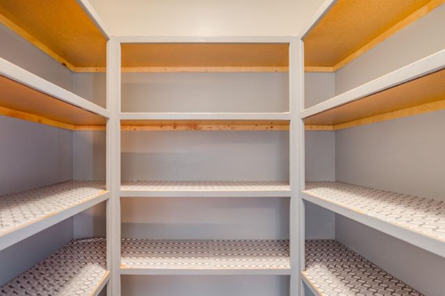 606 S Reece Rd, Goddard, KS 67052