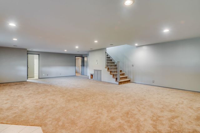 606 S Reece Rd, Goddard, KS 67052