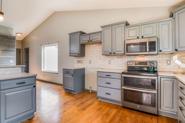 606 S Reece Rd, Goddard, KS 67052