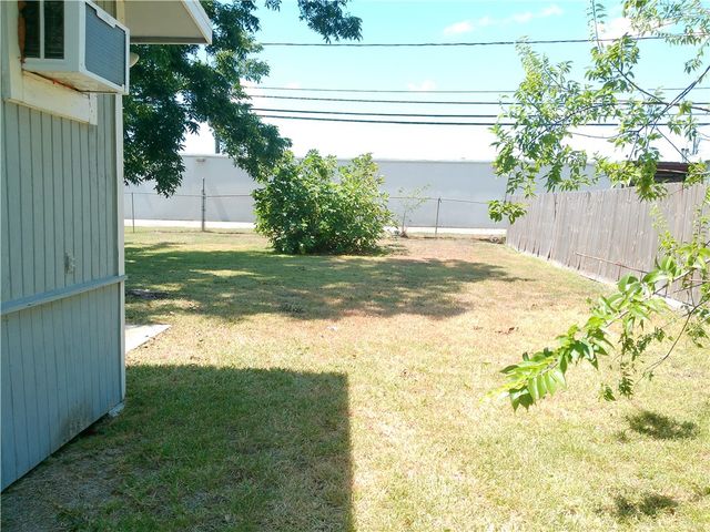 2701 Nemec St 3, Corpus Christi, TX 78415