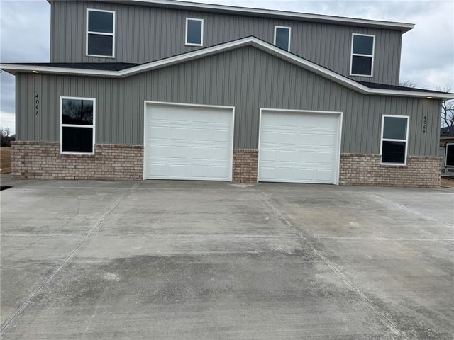 406 A W Cloud Drive, Siloam Springs, AR 72761