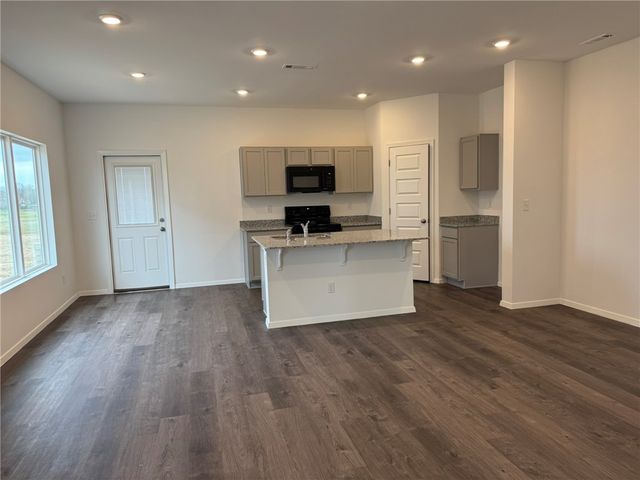 406 A W Cloud Drive, Siloam Springs, AR 72761