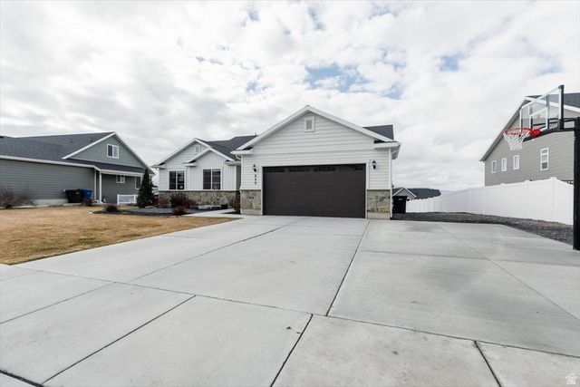 659 S 330 W, Providence, UT 84332