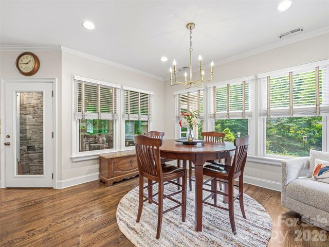 1005 Windsor Drive, Asheville, NC 28803