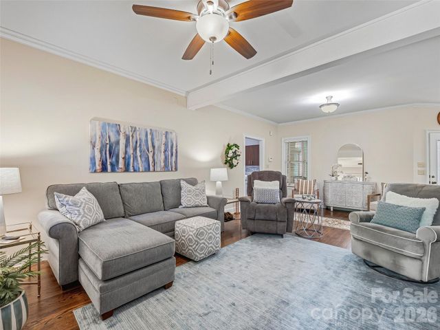 1005 Windsor Drive, Asheville, NC 28803