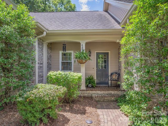 1005 Windsor Drive, Asheville, NC 28803