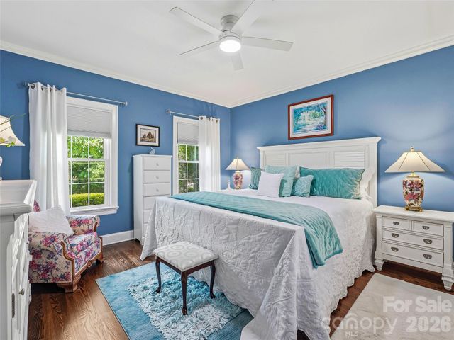 1005 Windsor Drive, Asheville, NC 28803