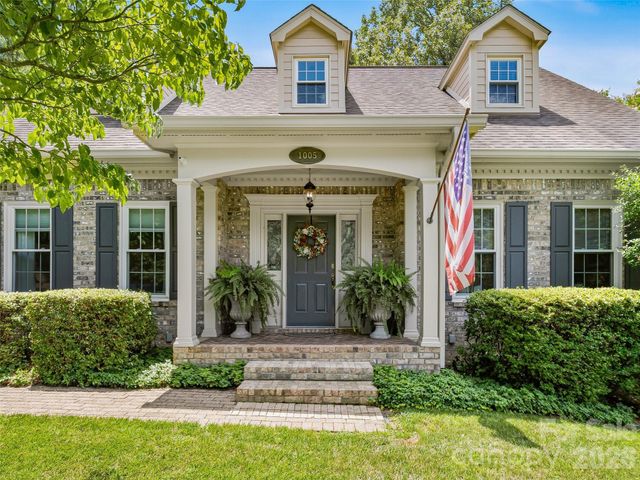 1005 Windsor Drive, Asheville, NC 28803