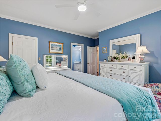1005 Windsor Drive, Asheville, NC 28803