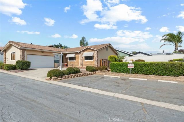 8537 Snow White Drive, El Cajon, CA 92021