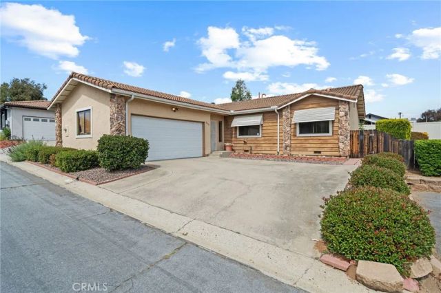 8537 Snow White Drive, El Cajon, CA 92021