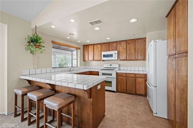 8537 Snow White Drive, El Cajon, CA 92021