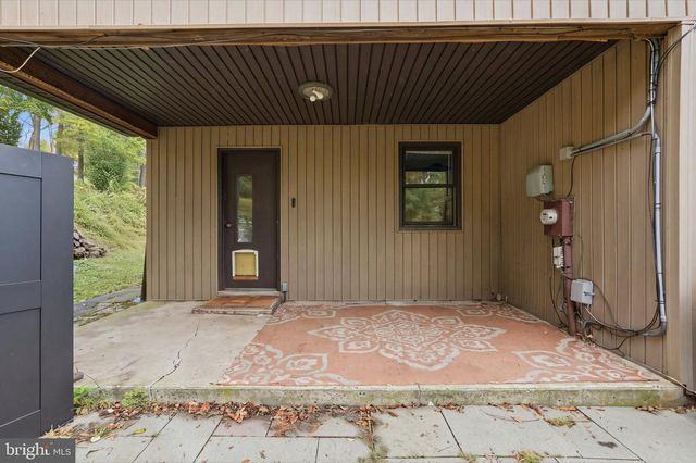 230 S PERKASIE RD, Perkasie, PA 18944