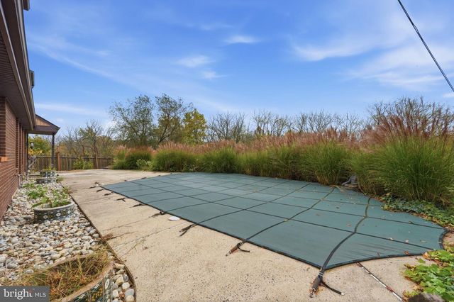 230 S PERKASIE RD, Perkasie, PA 18944