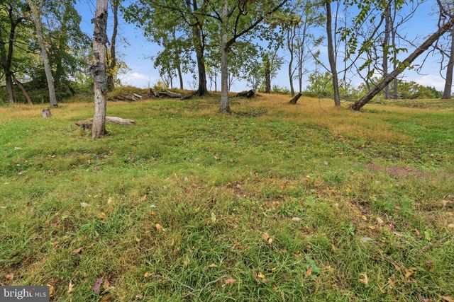 230 S PERKASIE RD, Perkasie, PA 18944