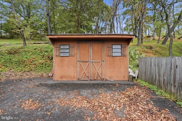 230 S PERKASIE RD, Perkasie, PA 18944