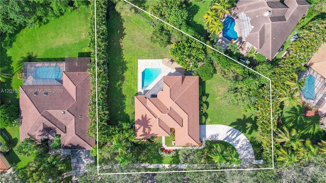 1256 S Manor Dr S, Weston, FL 33326